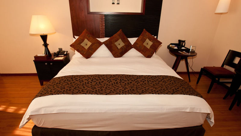 Sea Cliff Hotel Dar es Salaam Exterior foto