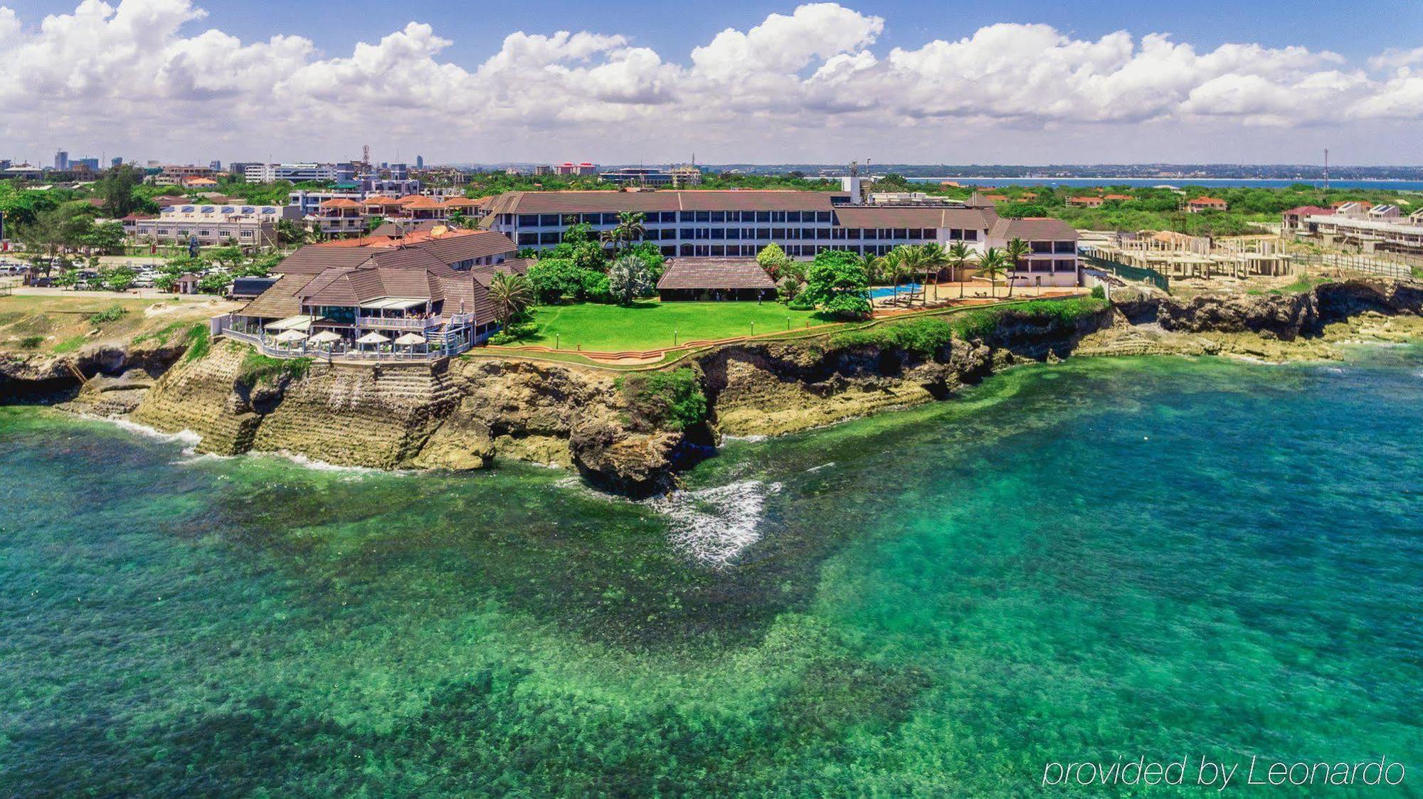 Sea Cliff Hotel Dar es Salaam Exterior foto